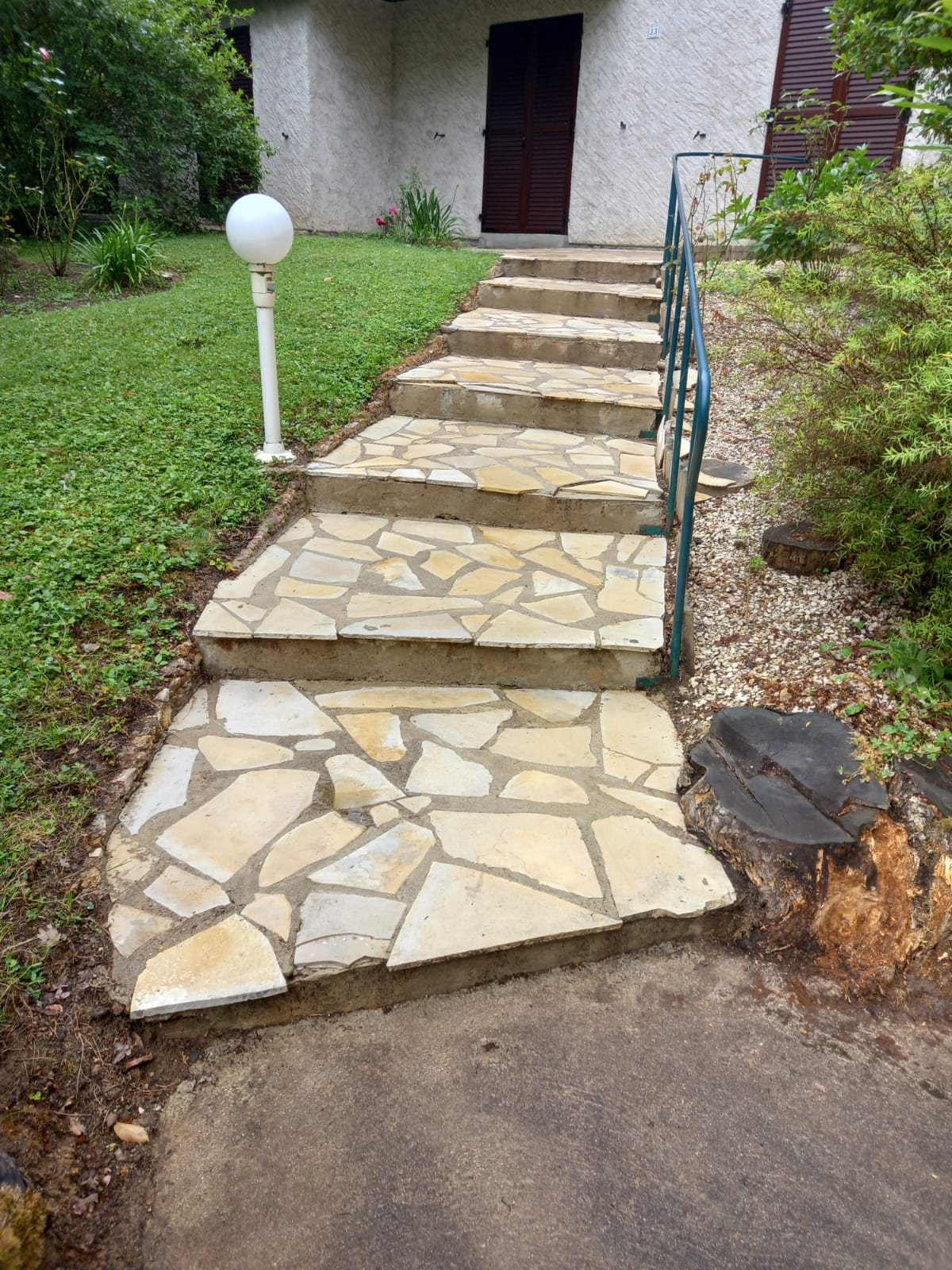 Nettoyage dallage et escalier extérieur
